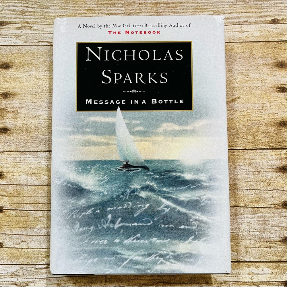 Message in a Bottle by Nicholas Sparks - Hardcover